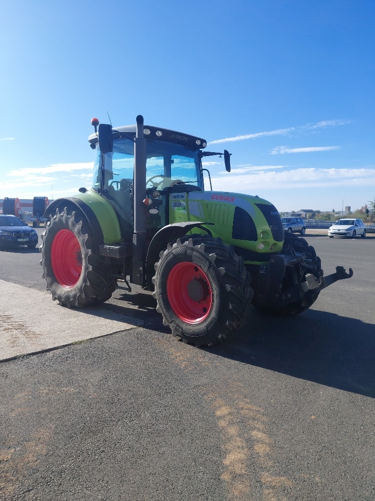 Tracteur CLAAS ARION 630 - photo slide 1