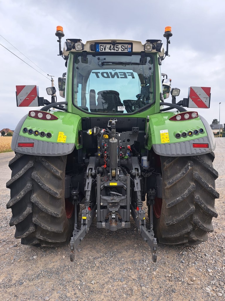 Tracteur FENDT 720 VARIO POWER + - photo slide 3