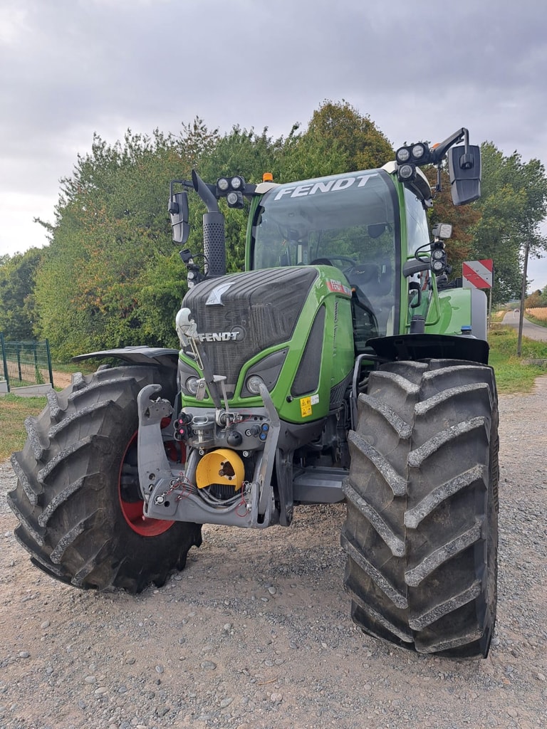 Tracteur FENDT 720 VARIO POWER + - photo slide 8