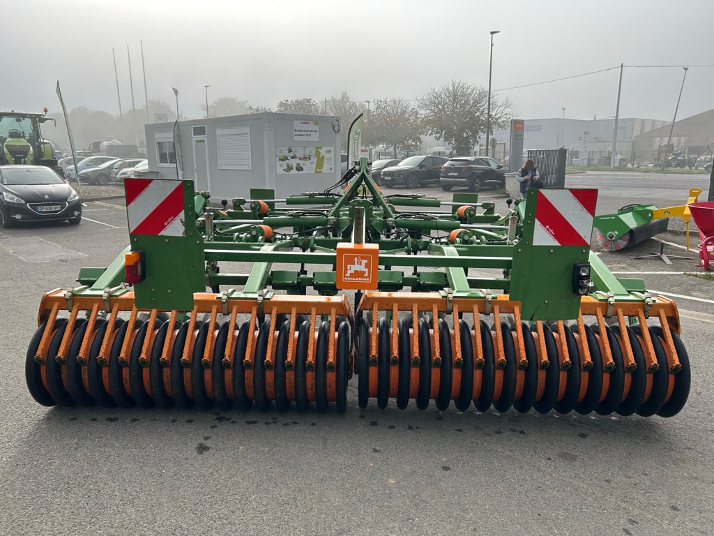 Dechaumeur AMAZONE CENIUS 4003-2 Super - photo slide 7