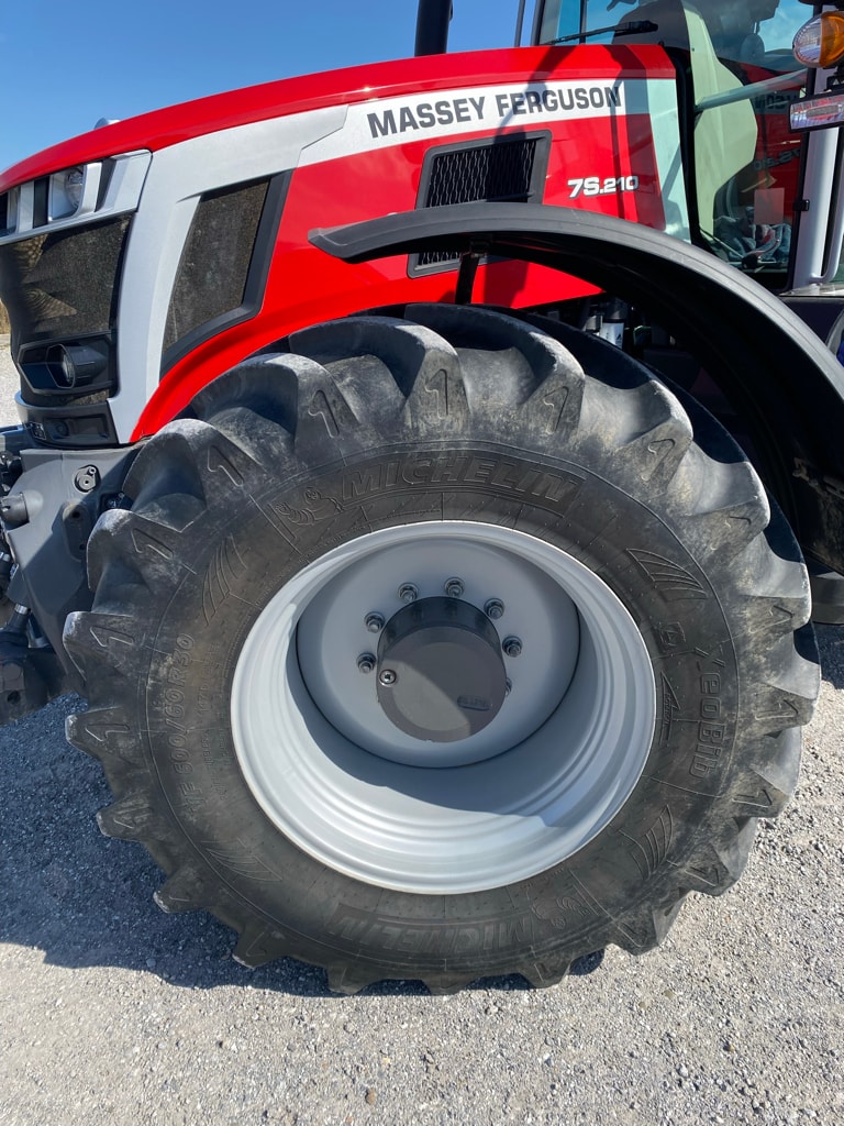 Tracteur MASSEY FERGUSON 7S.210 DYNA VT EXCLUSIVE - photo slide 8