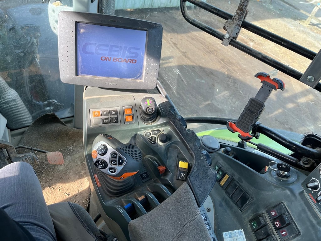 Tracteur CLAAS ARION 620 CMATIC - photo slide 14