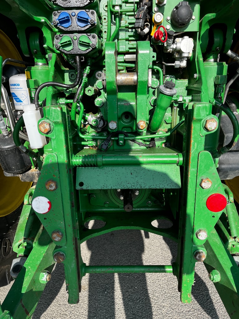Tracteur JOHN DEERE 8320R - photo slide 28