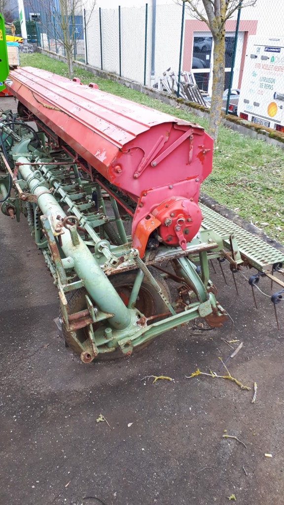 Semoir en ligne NODET GC 4 - photo slide 7