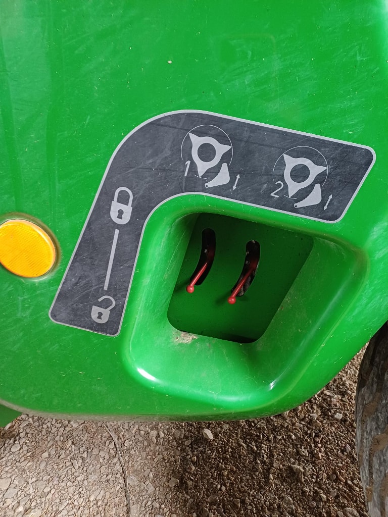 Presse balles rondes JOHN DEERE V 461 RC 25 FILET - photo slide 6