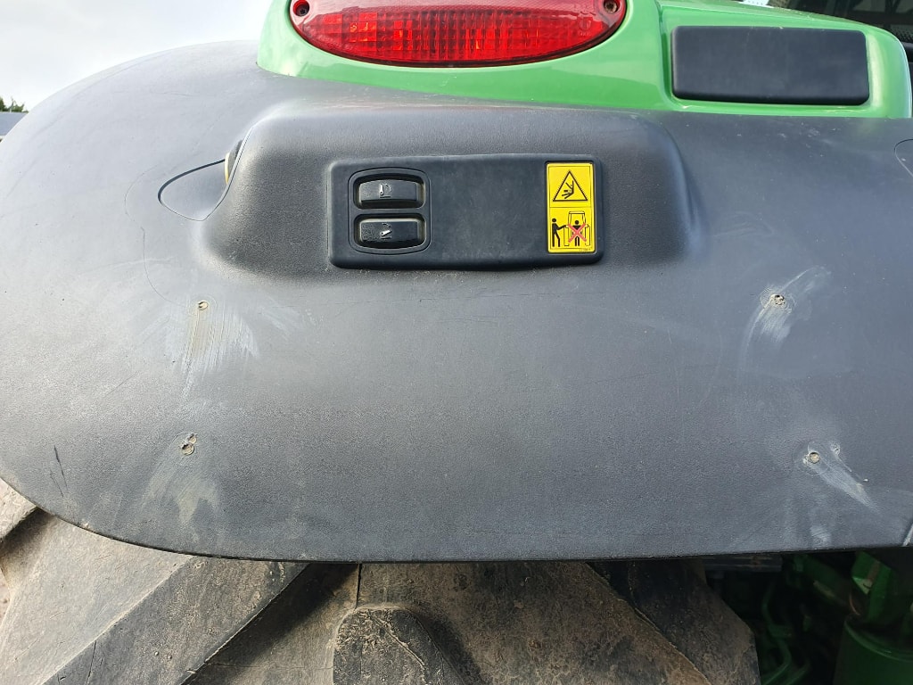 Tracteur JOHN DEERE 6140 R - photo slide 20