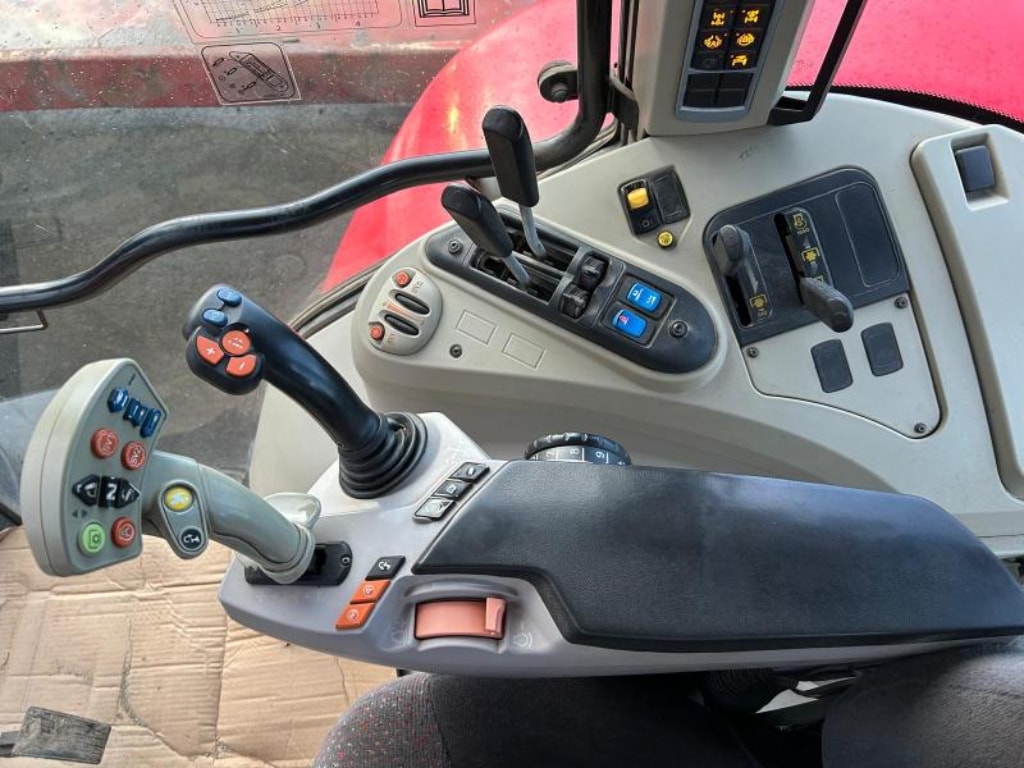 Tracteur chargeur MF MF7618 - photo slide 6