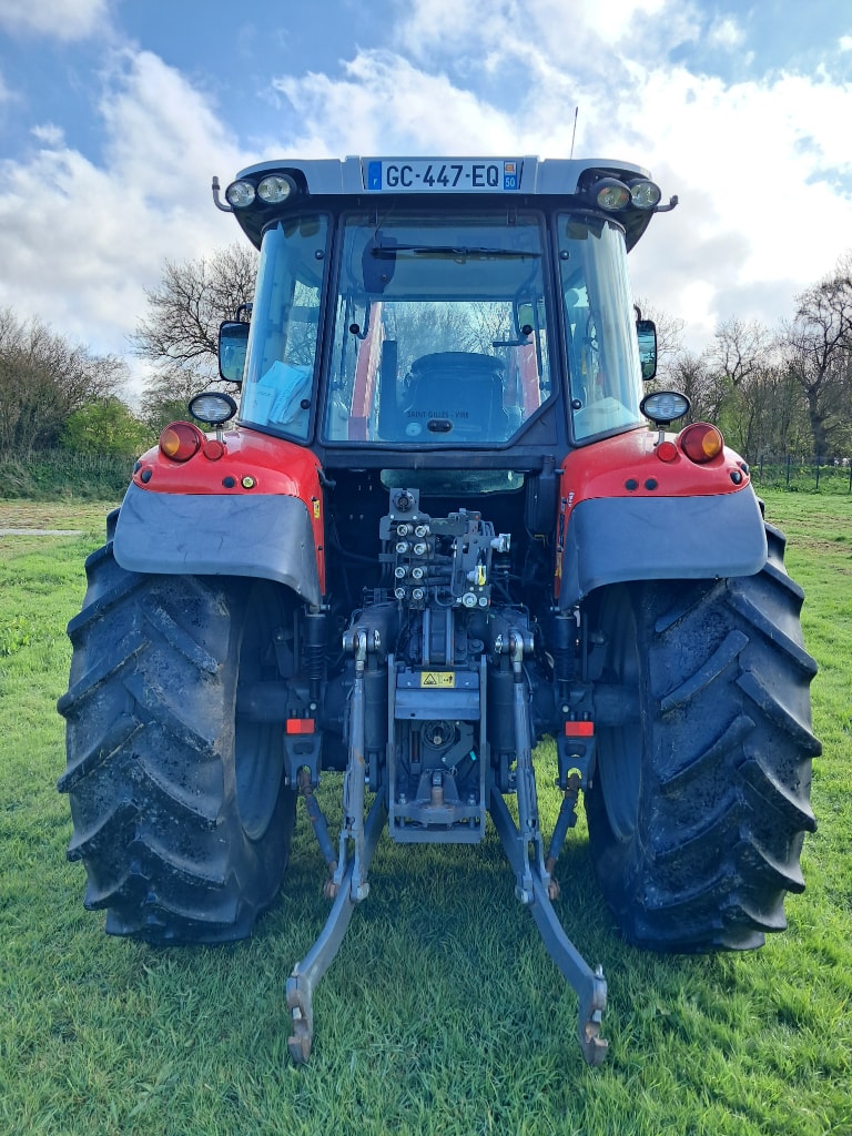 Tracteur MASSEY FERGUSON 5711 SL DYNA-4 ESSENTIAL - photo slide 6