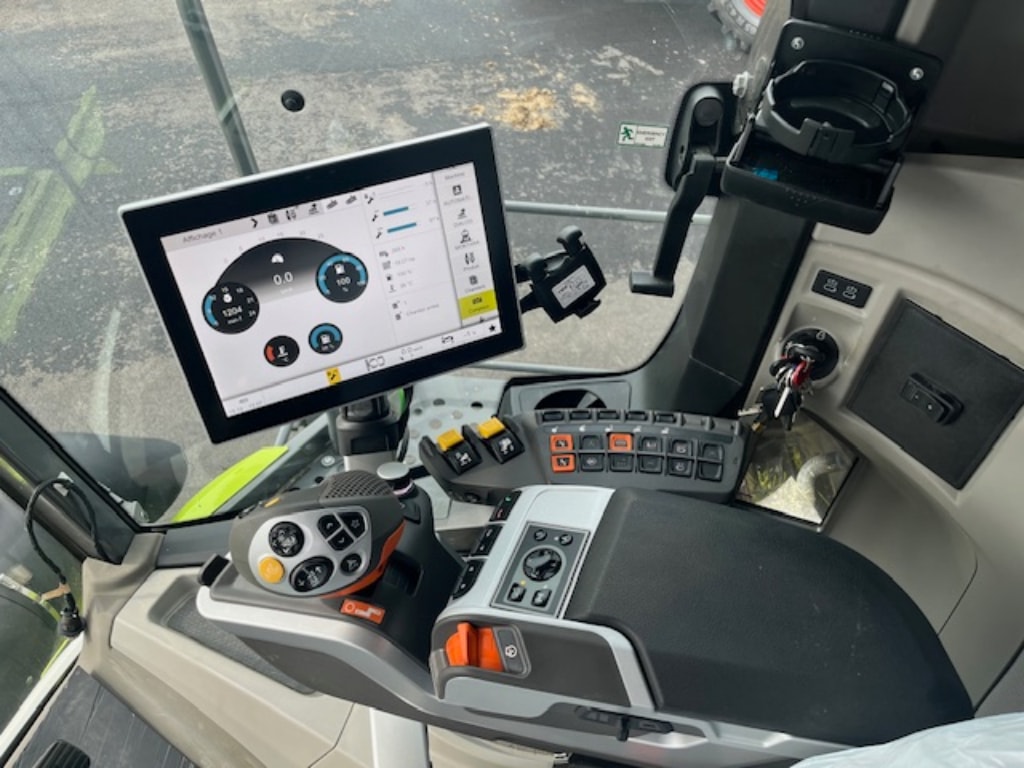 Moissonneuse CLAAS Trion 660 Montana  - photo slide 10