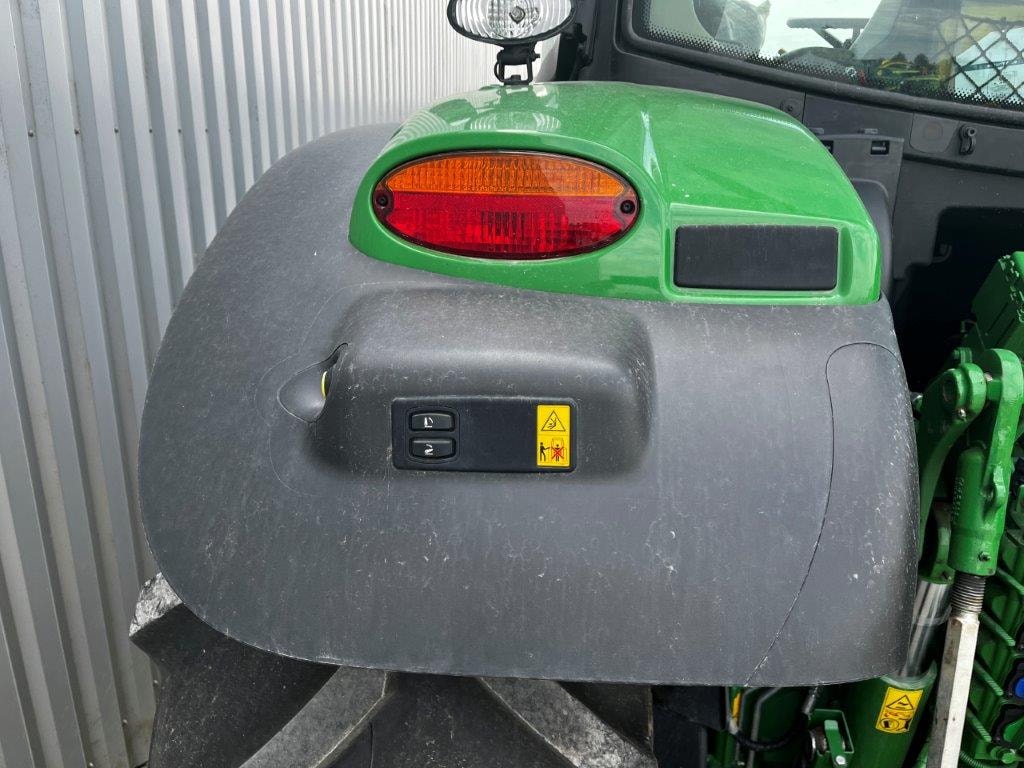 Tracteur JOHN DEERE 6R140 - photo slide 11
