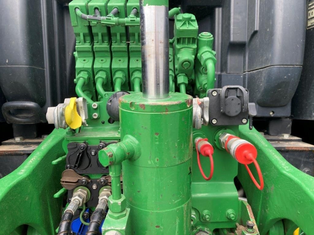 Tracteur JOHN DEERE 6250R - photo slide 31