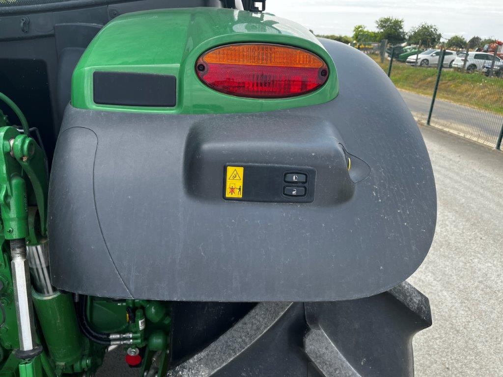 Tracteur JOHN DEERE 6R140 - photo slide 9