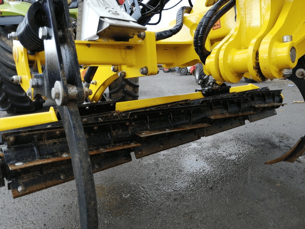 Cultivateur BEDNAR Versatill vo 7500 - photo slide 3