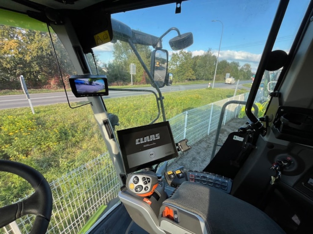 Moissonneuse CLAAS Lexion 7600 TERRATRAC - photo slide 10