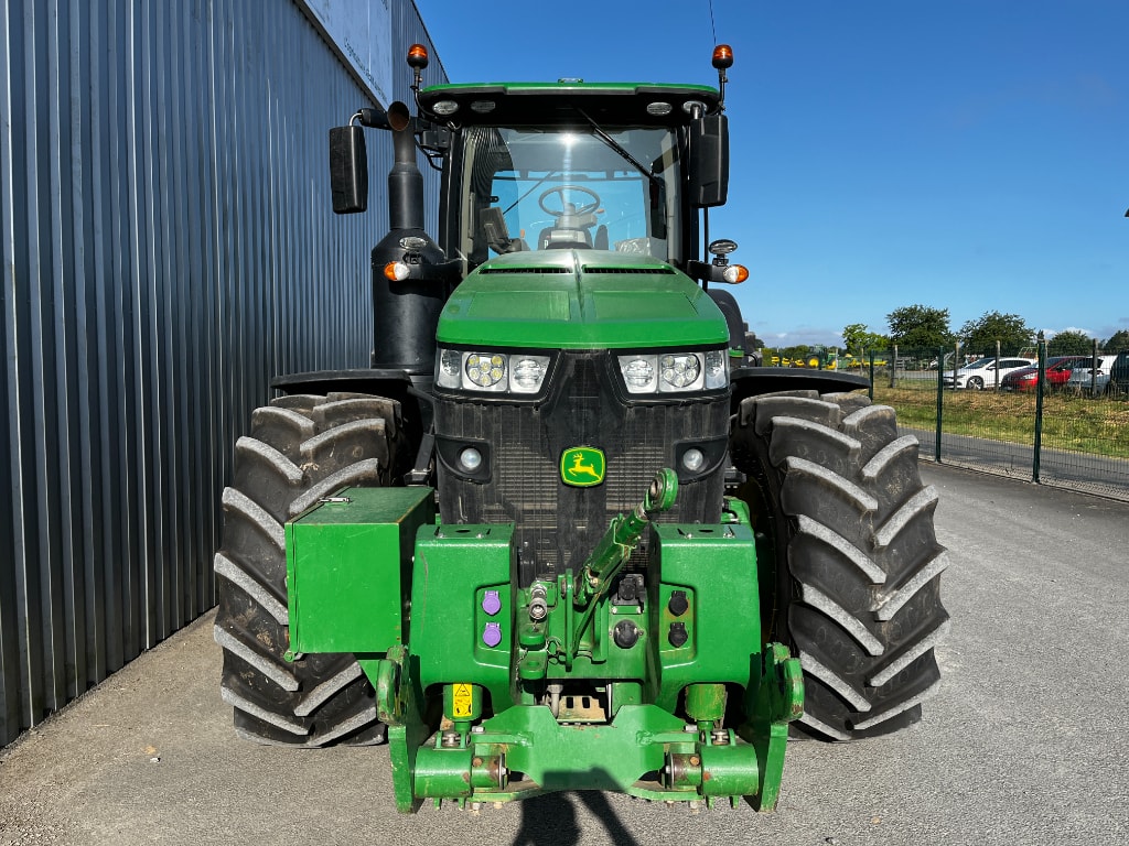 Tracteur JOHN DEERE 8320R - photo slide 37