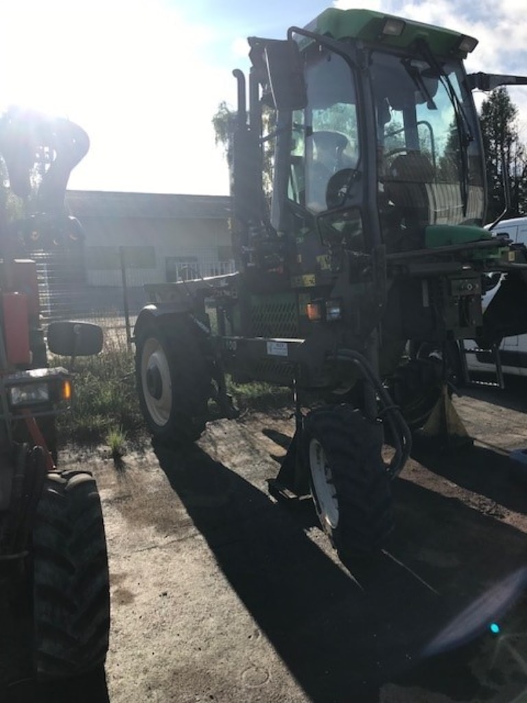 Tracteur enjambeur TECNOMA TPH100 - photo slide 5