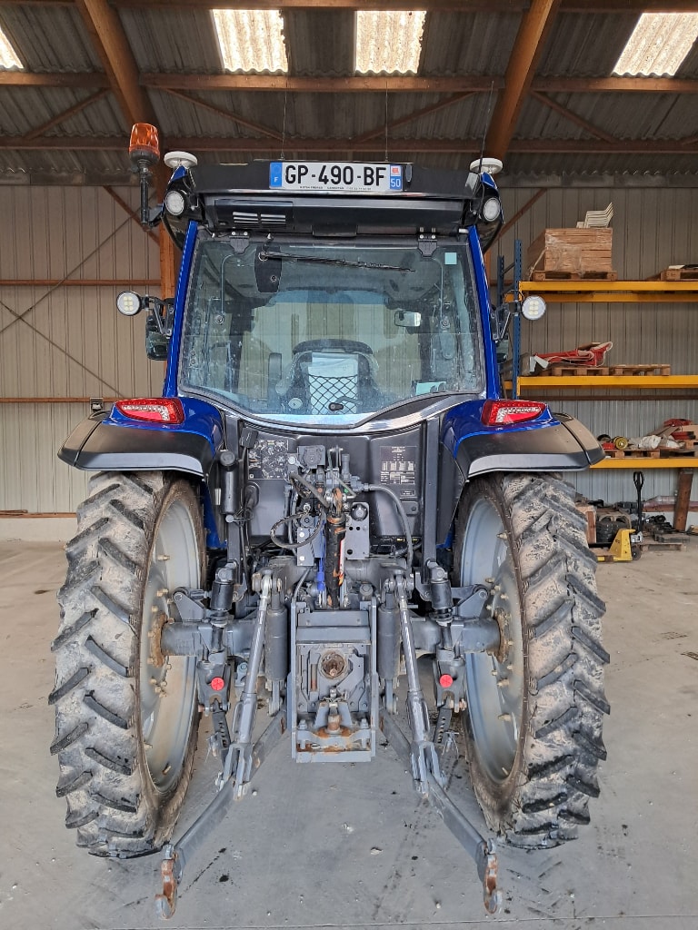 Tracteur VALTRA A105 MH4 - photo slide 6