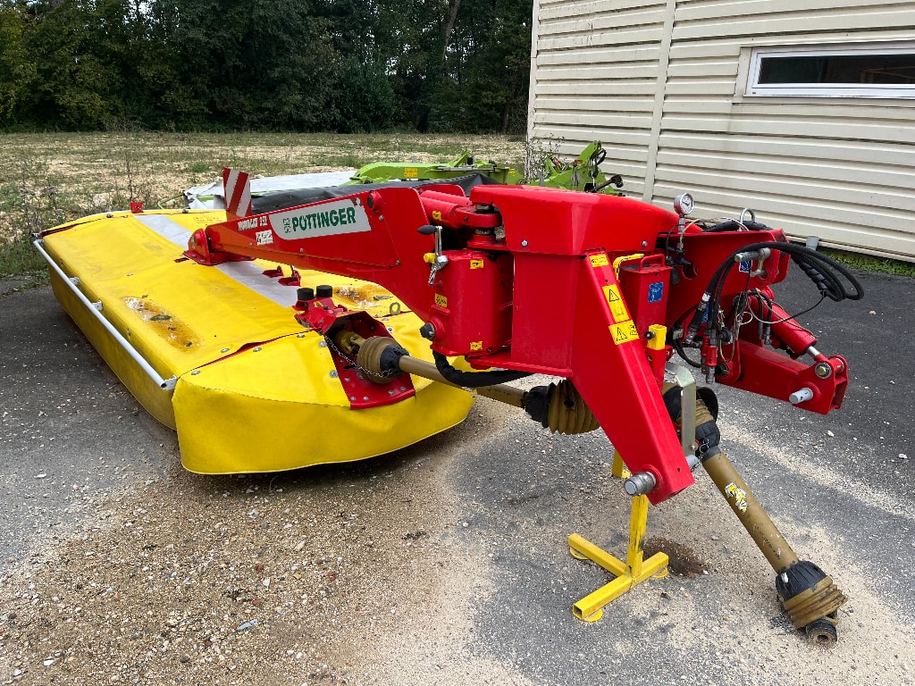 Faucheuse POTTINGER Novacat 352 - photo slide 1