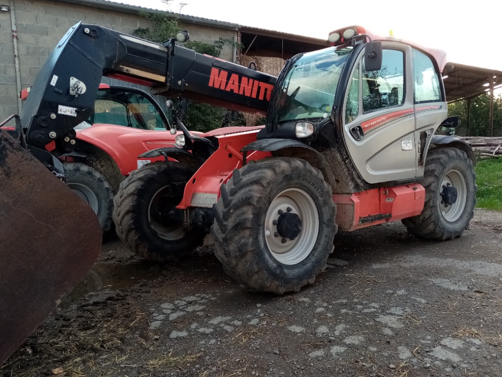 Chariot télescopique MANITOU MLT 840-145 PS+ - photo slide 1