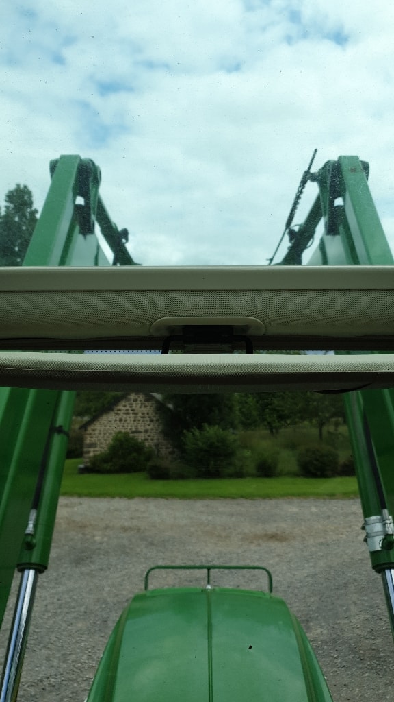 Tracteur JOHN DEERE 6140r - photo slide 10