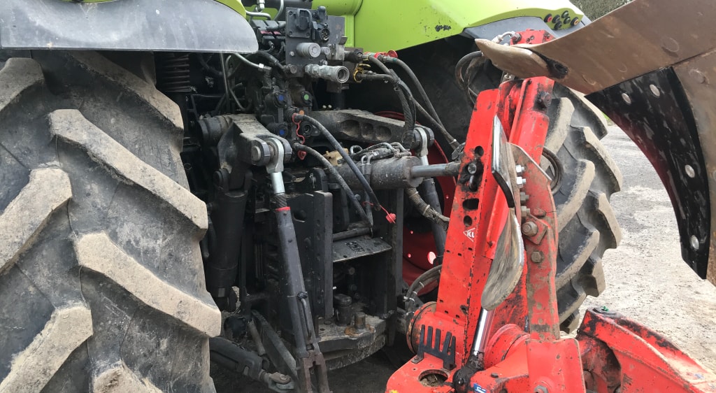 Tracteur CLAAS AXION 810 CEBIS - photo slide 7