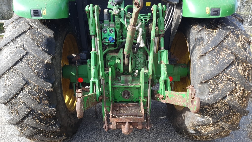 Tracteur chargeur JOHN DEERE 6090 MC - photo slide 7