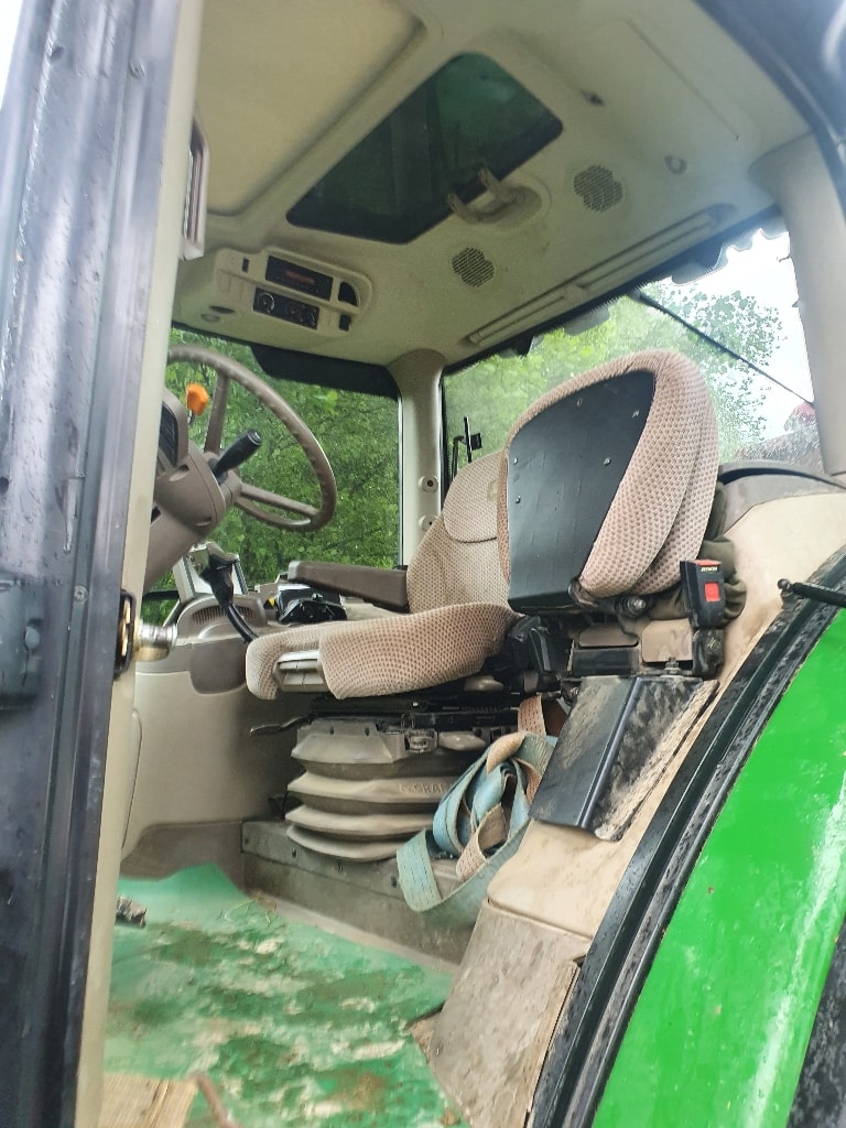 Tracteur chargeur JOHN DEERE 6105r - photo slide 10