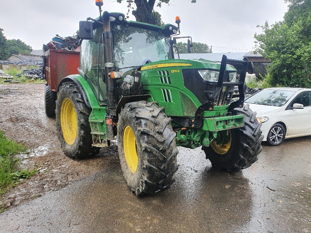 Tracteur chargeur JOHN DEERE 6105r - photo slide 1
