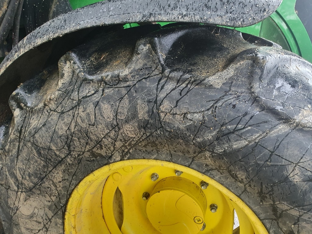 Tracteur chargeur JOHN DEERE 6105r - photo slide 5