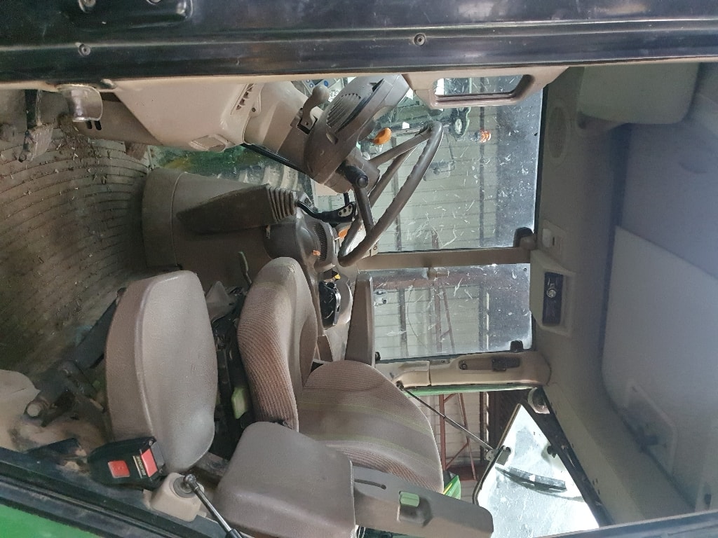 Tracteur chargeur JOHN DEERE 6230 - photo slide 15