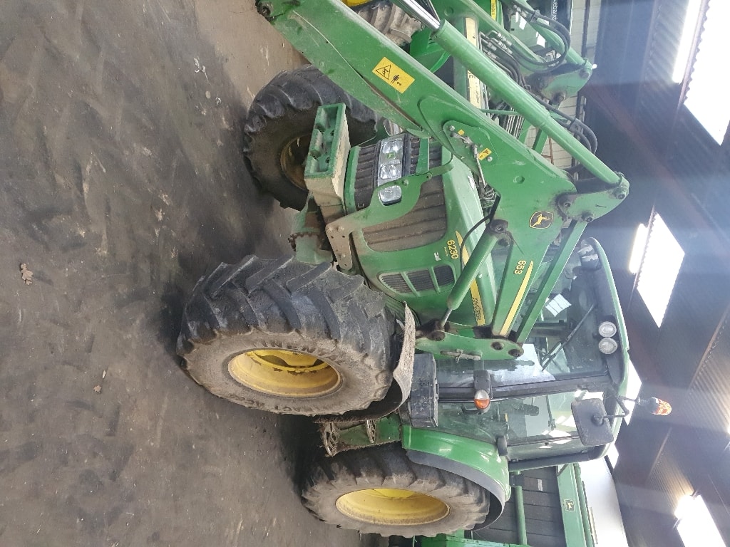 Tracteur chargeur JOHN DEERE 6230 - photo slide 2