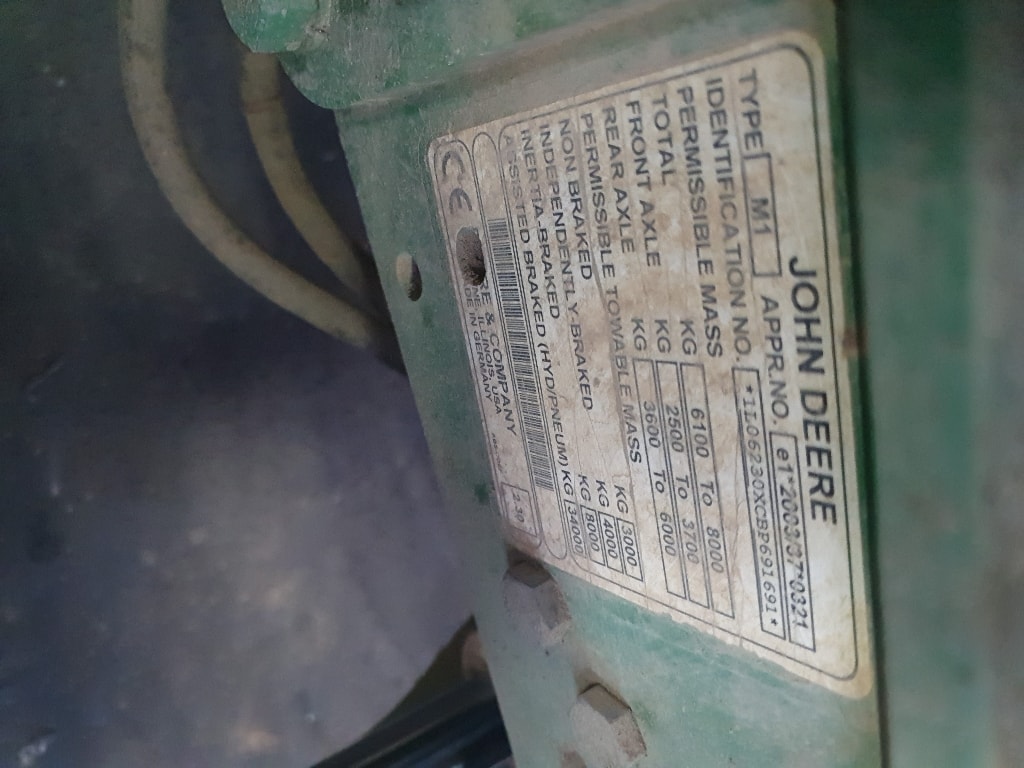 Tracteur chargeur JOHN DEERE 6230 - photo slide 5