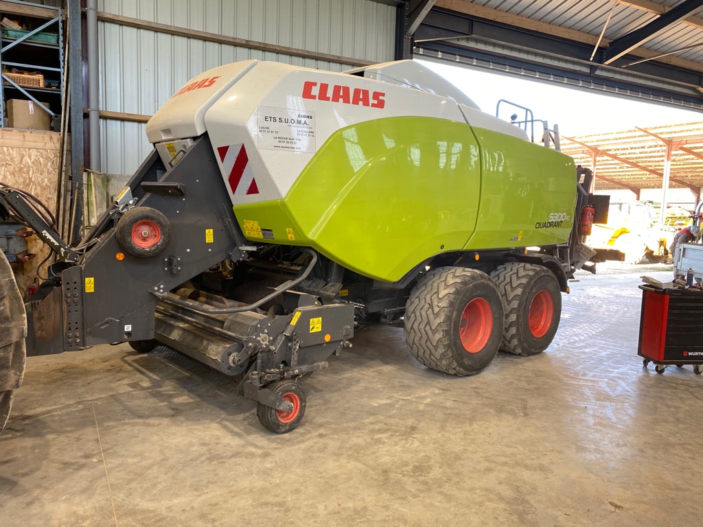 Presse haute densite CLAAS Quadrant 5300 RC T  - photo slide 14