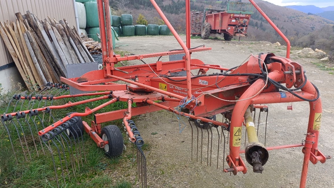 Andaineur KUHN GA 4521  - photo slide 1