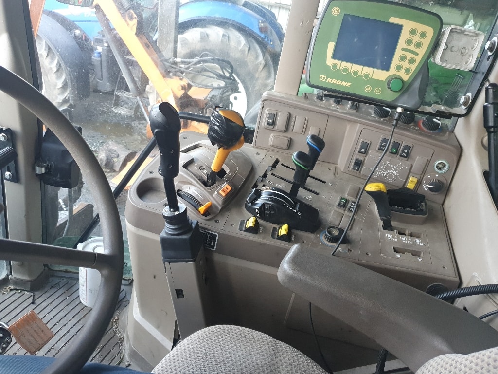 Tracteur JOHN DEERE 6195m - photo slide 11
