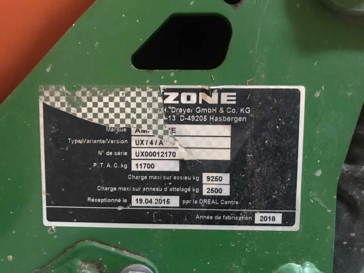 Pulverisateur AMAZONE Ux 6200 super prenium  - photo slide 8