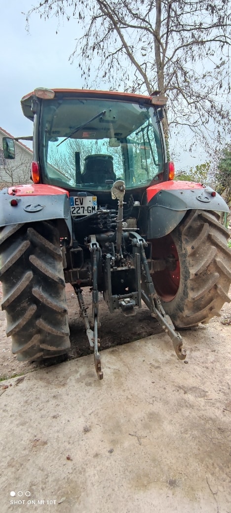 Tracteur KUBOTA MGX 135 III - photo slide 3
