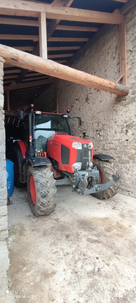 Tracteur KUBOTA MGX 135 III - photo slide 4
