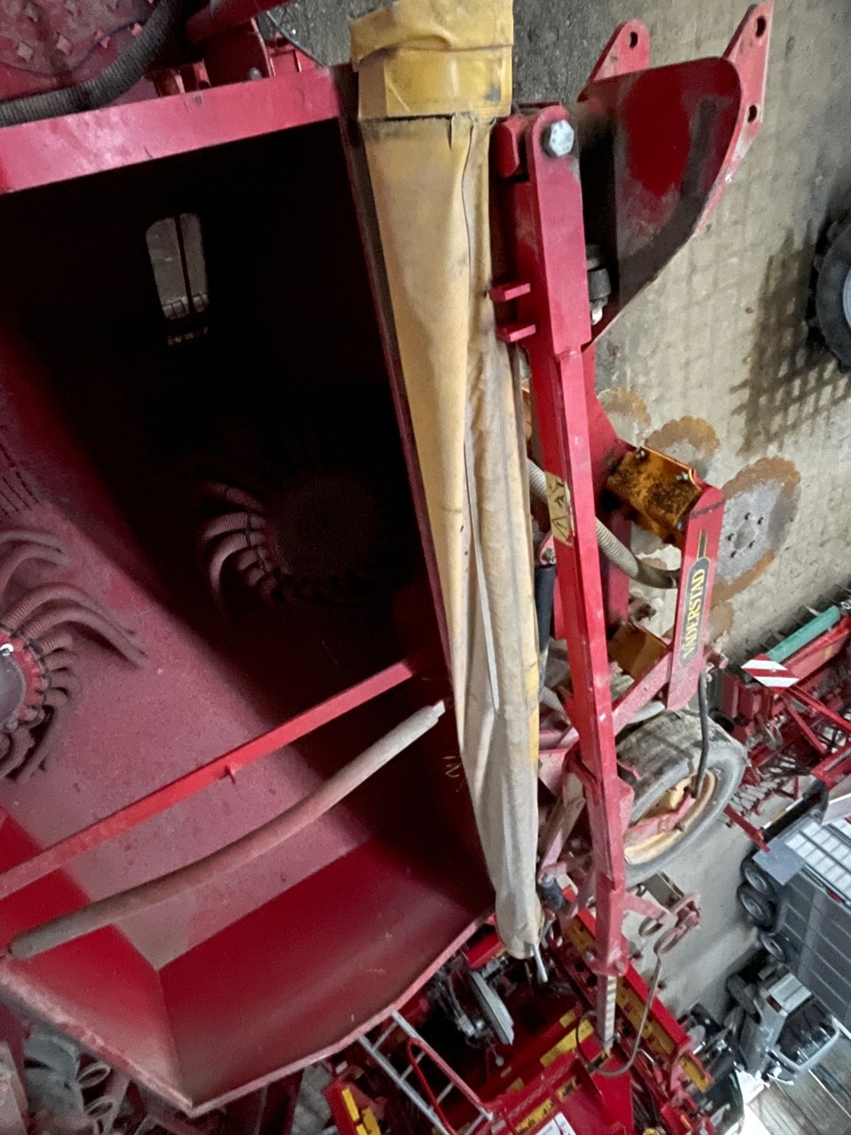Semoir en ligne VADERSTAD Rapid 600F - photo slide 8