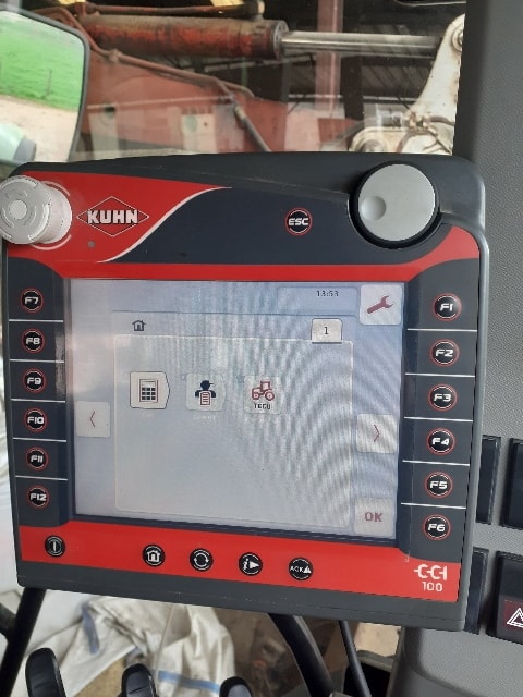 Epandeur engrais KUHN AXIS 50.1 EMC W - photo slide 11