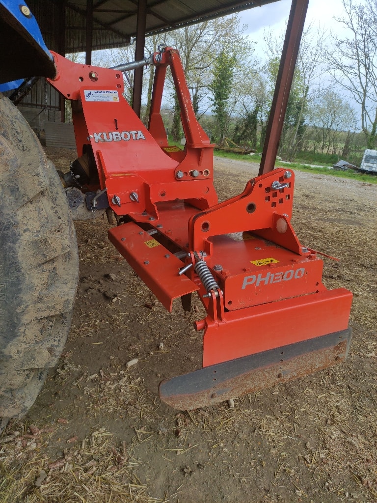 Herse rotative KUBOTA PH1301 - photo slide 1