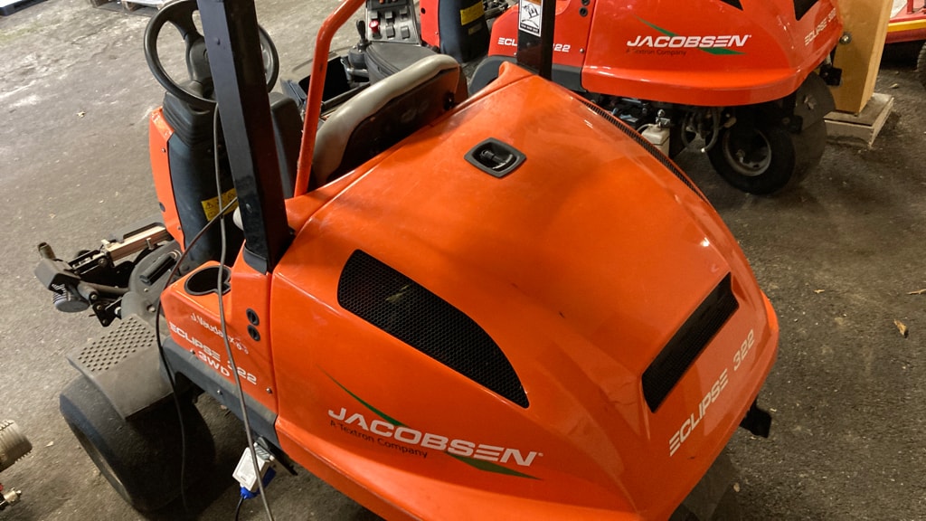 Tondeuse autoportee JACOBSEN Éclipse 322 3WD - photo slide 5
