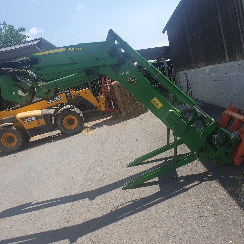 Tracteur chargeur JOHN DEERE 6230R  - photo slide 10