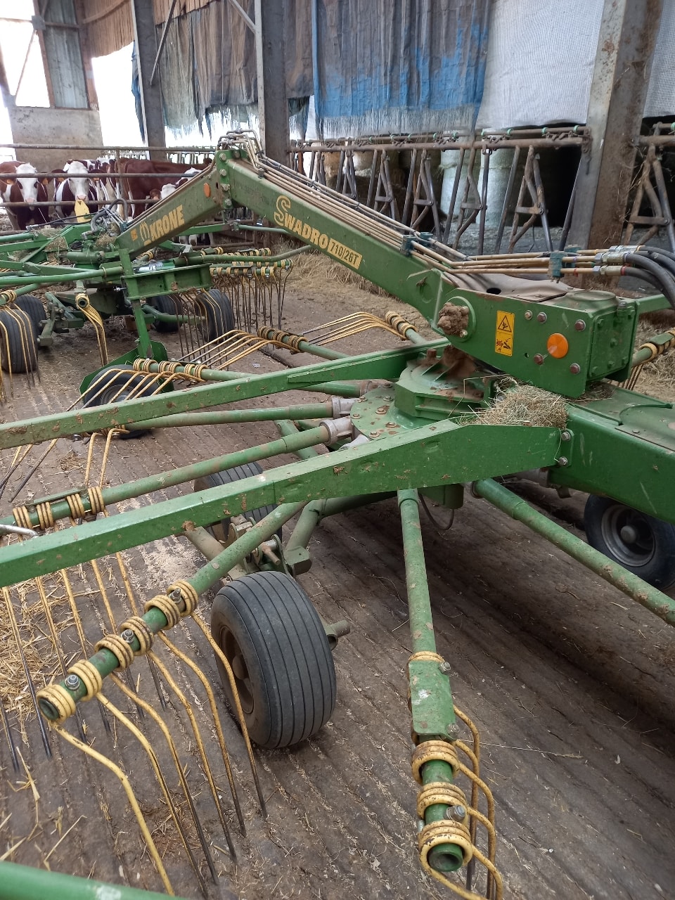 Andaineur KRONE Swadro 710/26T - photo slide 2