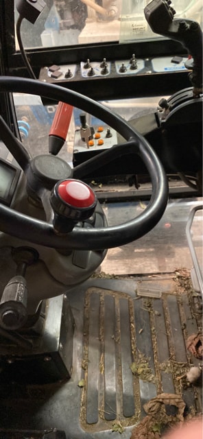 Tracteur enjambeur BOBARD 872 - photo slide 12