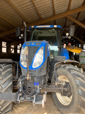 Tracteur NEW HOLLAND T 7 185 auto command - photo slide 9