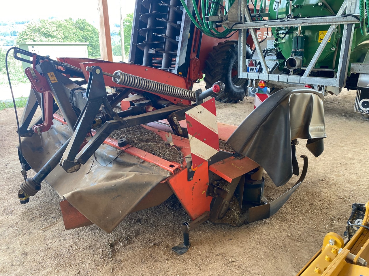 Faucheuse conditionneuse KUBOTA DMC7032T - photo slide 3