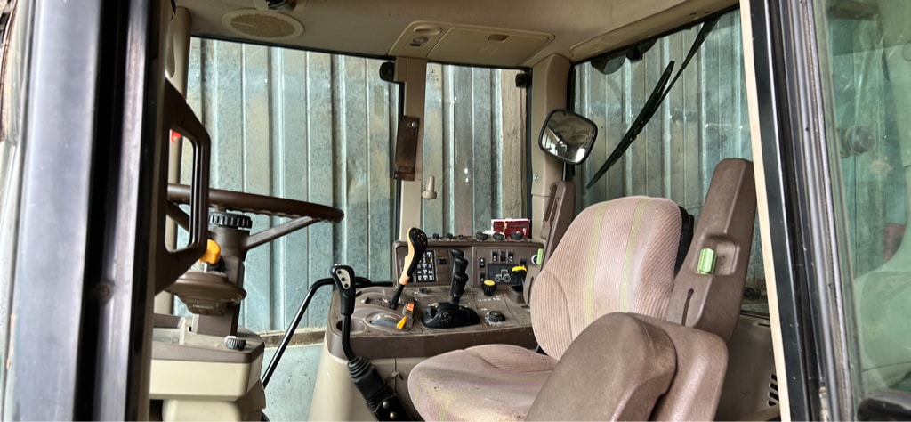 Tracteur JOHN DEERE 6920 - photo slide 12