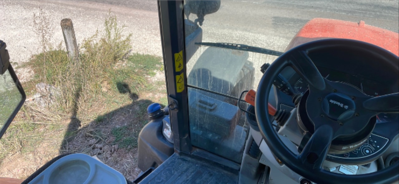 Tracteur KUBOTA M7131 K ACCESS - photo slide 11