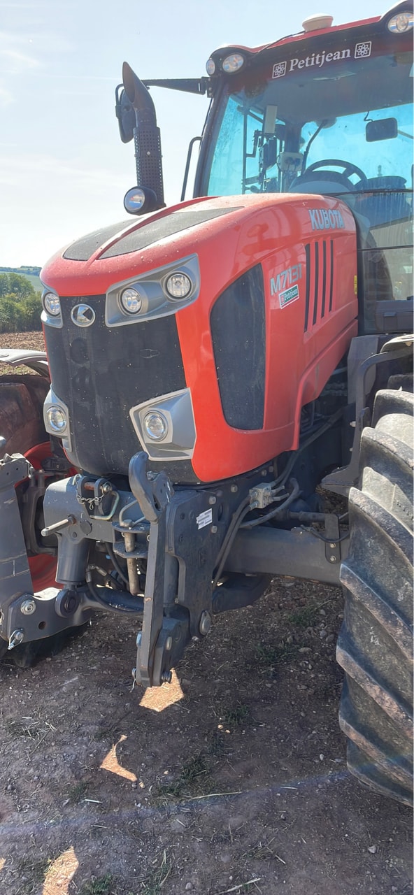Tracteur KUBOTA M7131 K ACCESS - photo slide 8